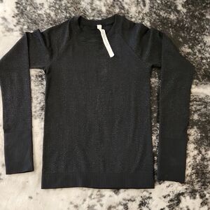 lululemon  Black Long Sleeve Top
